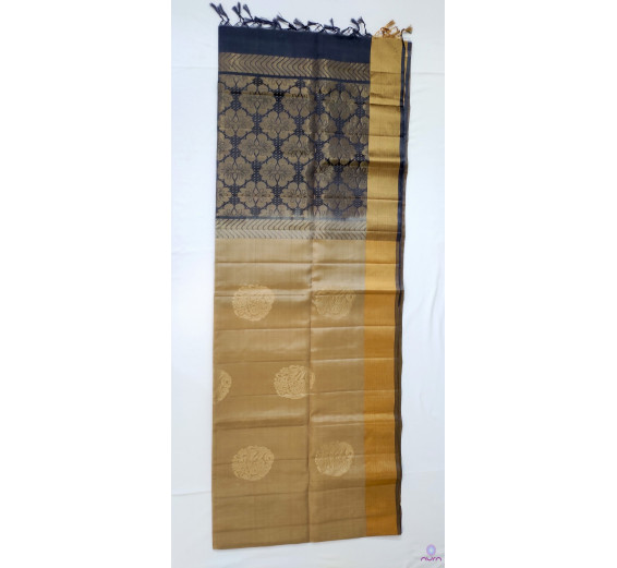 Golden Kanchipuram silk saree with contrast grey pallu