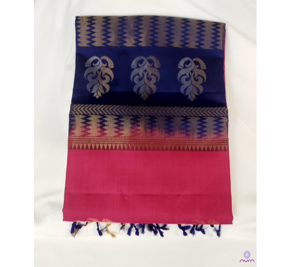 Pink Kanchipuram silk saree with contrast blue pallu